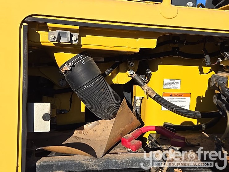 2019-komatsu-d65pxi-18-image-46