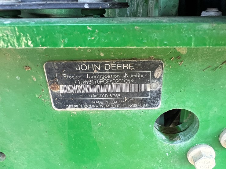 2014-john-deere-6175r-image-27