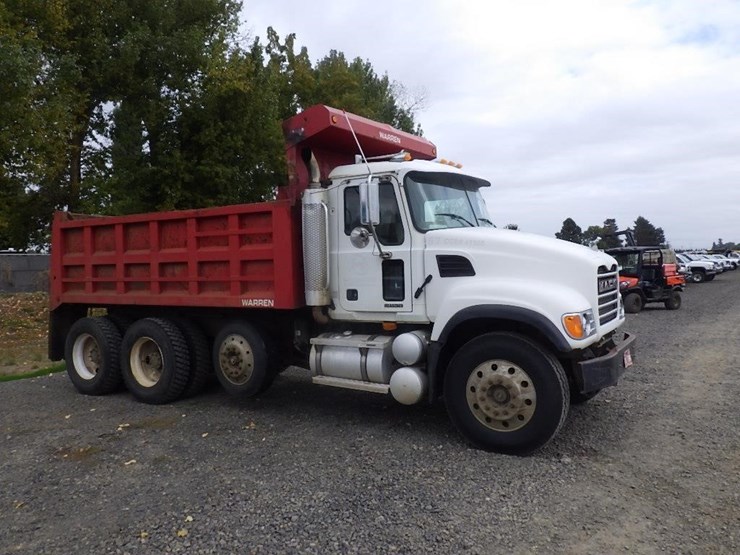 2005-mack-cv713-granite-15'-3-axle-dump-truck-image-2