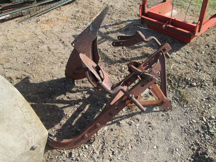 #2018-•-2-row-breaking-plow-inv#-29937-image-1