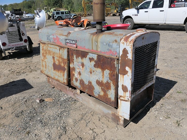 lincoln-sae400-portable-dc-welder,-detroit,-skid-mtd.-image-2
