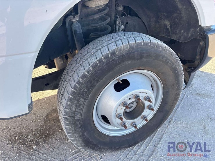 2019-ford-f350-image-22