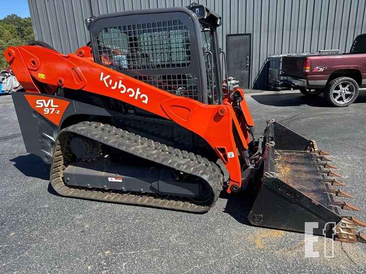 2021-kubota-svl97-2-image-4