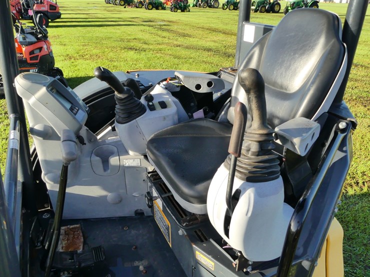 deere-35g-image-12