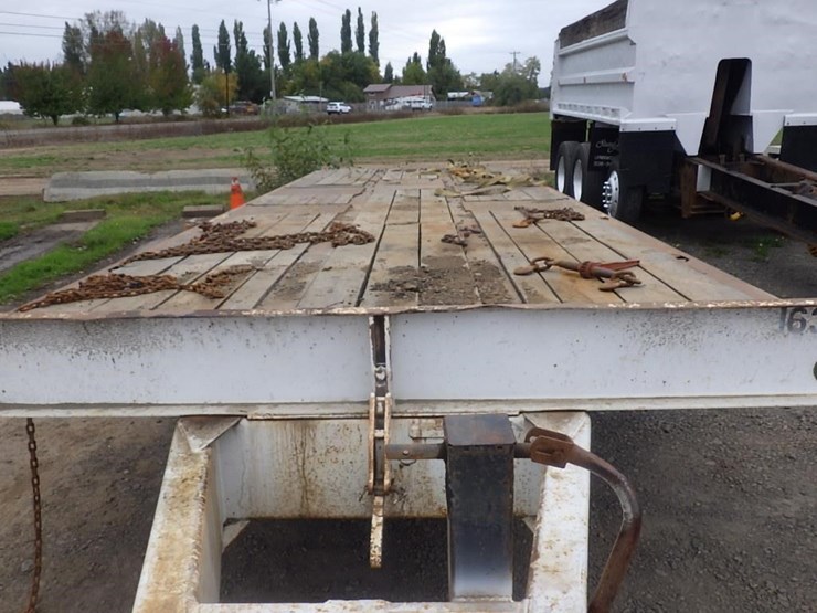 25'-t/a-equipment-trailer-image-7
