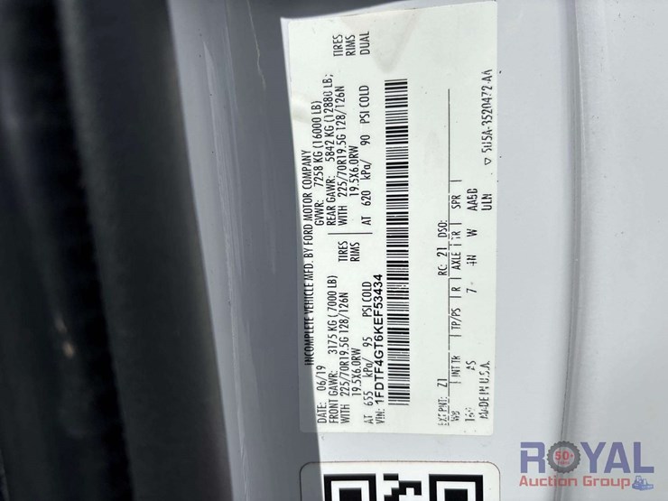2019-ford-f450-image-7