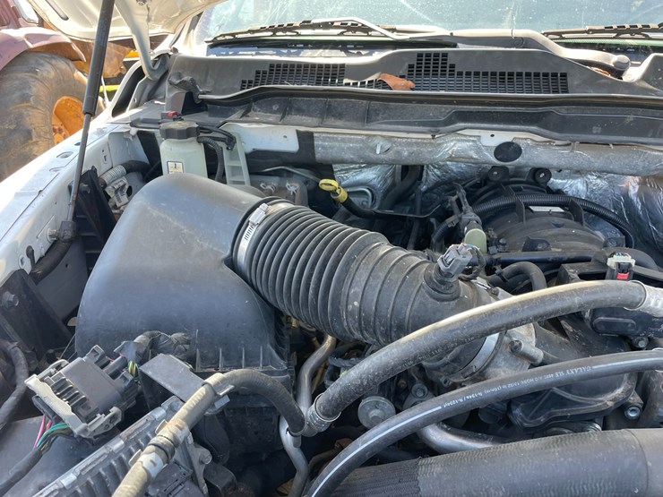 2017-dodge-3500-image-17