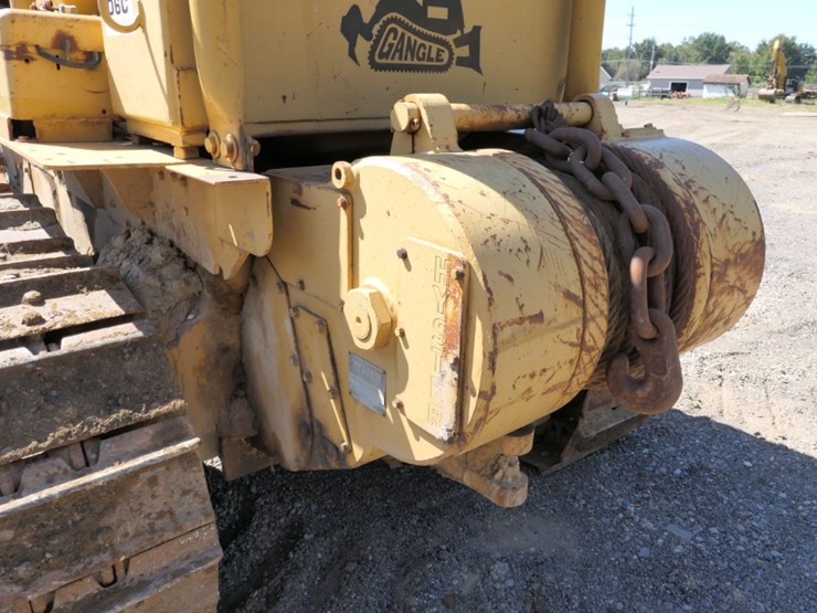 caterpillar-d6c-image-13