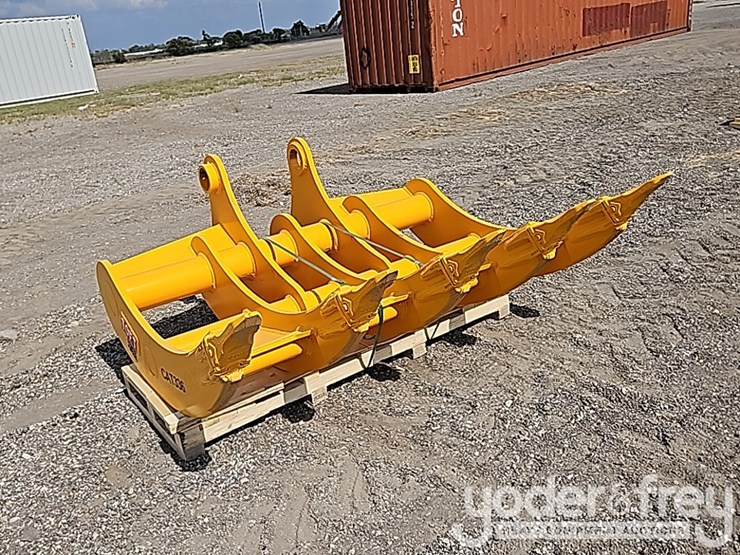2025-caterpillar-336-image-7