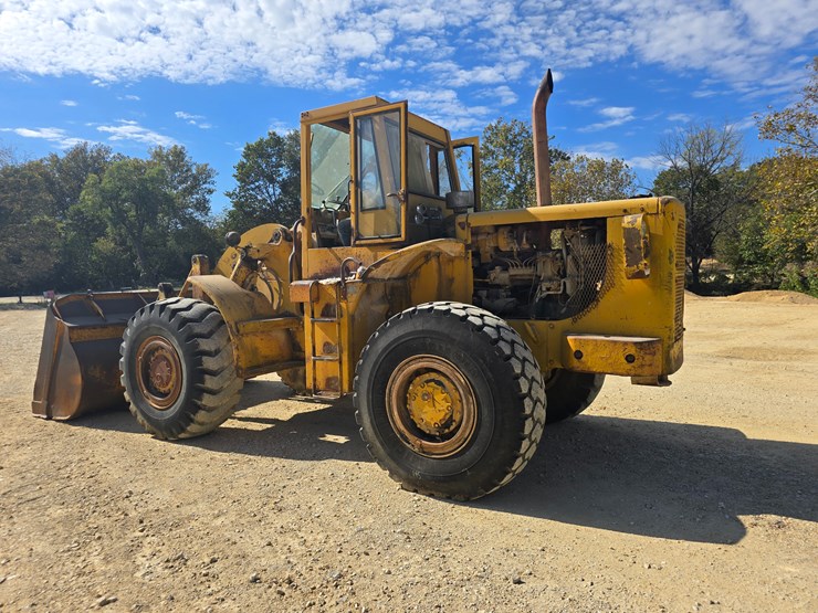 caterpillar-966b-image-13