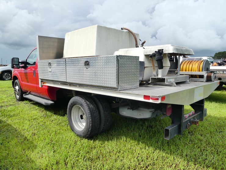 2014-ford-f350-xl-image-4