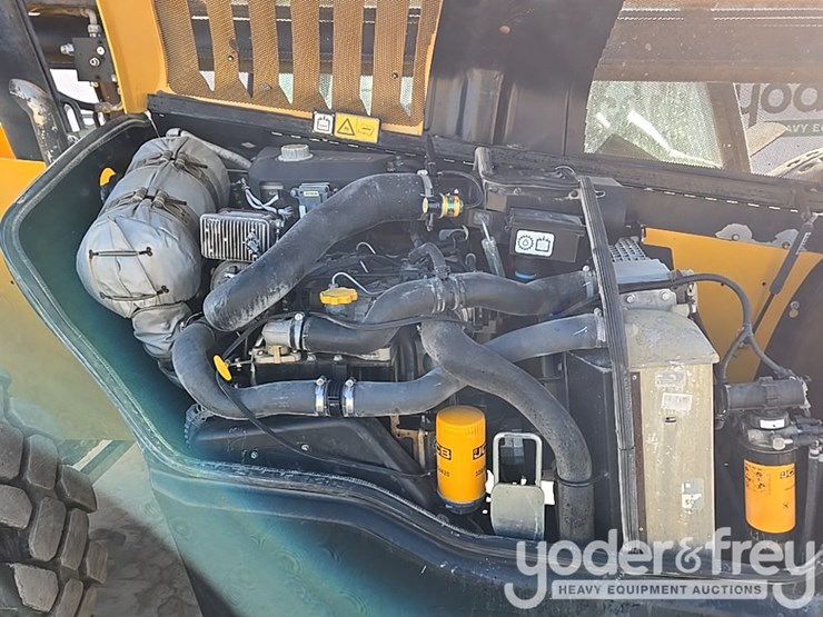 2016-jcb-510-56-image-35