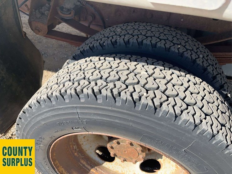 2008-ford-f550-image-9
