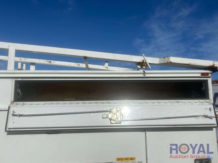 2012-ford-f550-image-22
