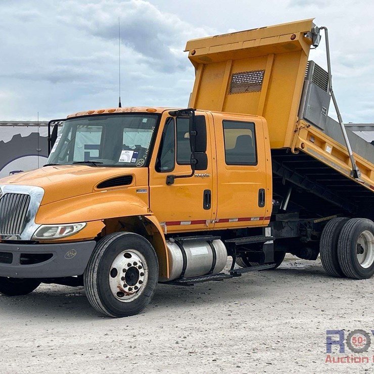 2013 INTERNATIONAL DURASTAR 4300