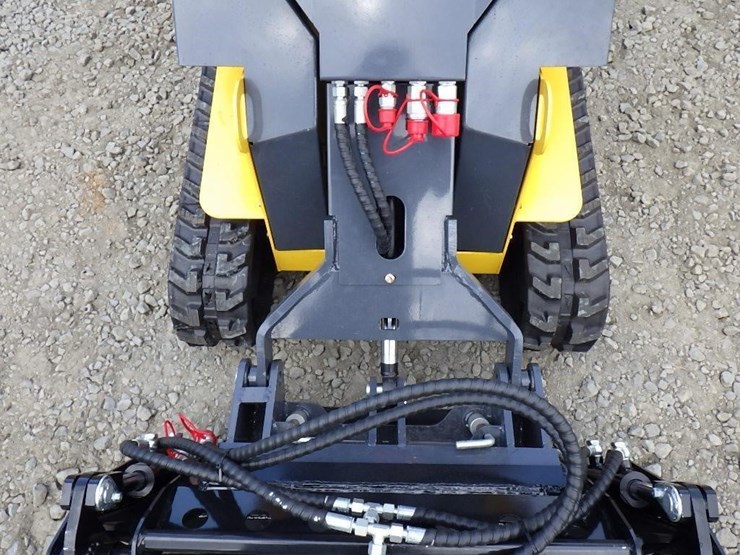 2025-infront-yf480-skid-steer-tracked-loader-image-6