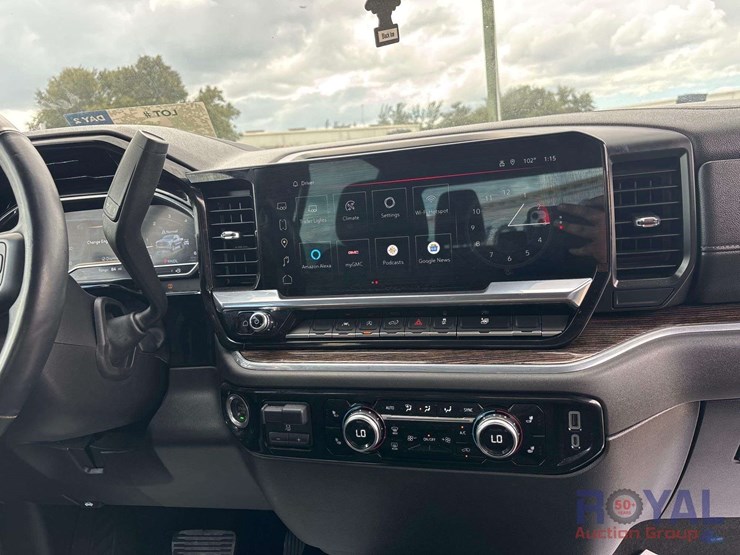 2023-gmc-sierra-1500-image-23
