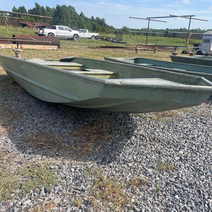 #163 • ALLUMINUM BOAT