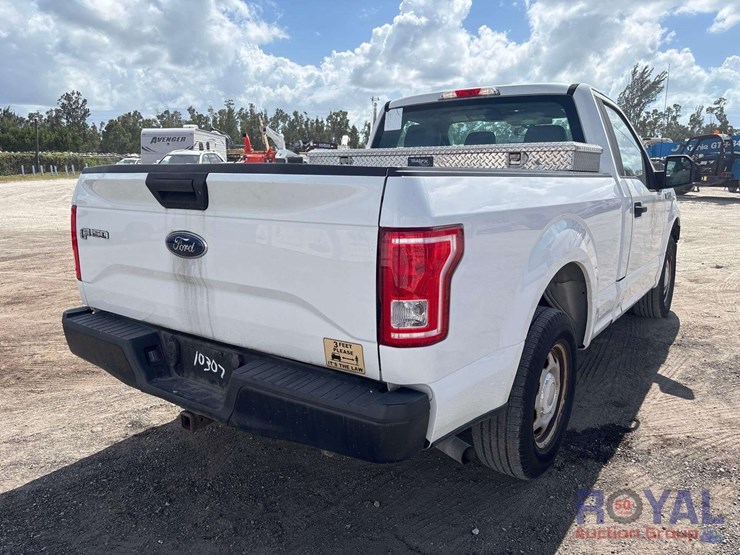 2017-ford-f150-image-3