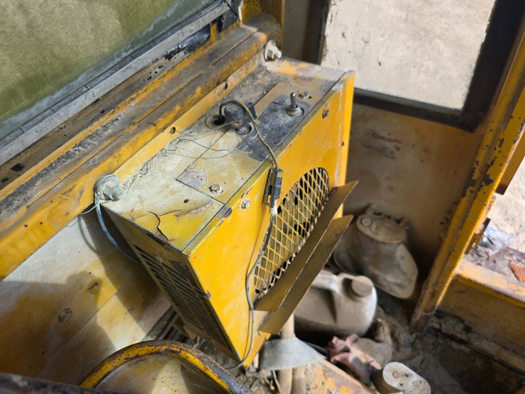 caterpillar-966b-image-95