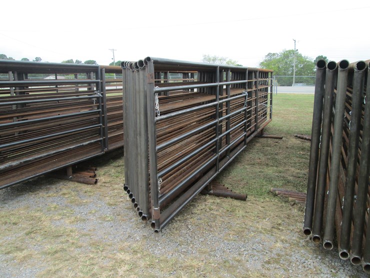 #69-•-(9)-freestanding-panels-&-(1)-gate-inv-#-29823-image-3