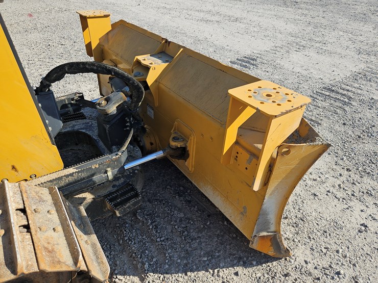 2017-deere-650k-xlt-image-5
