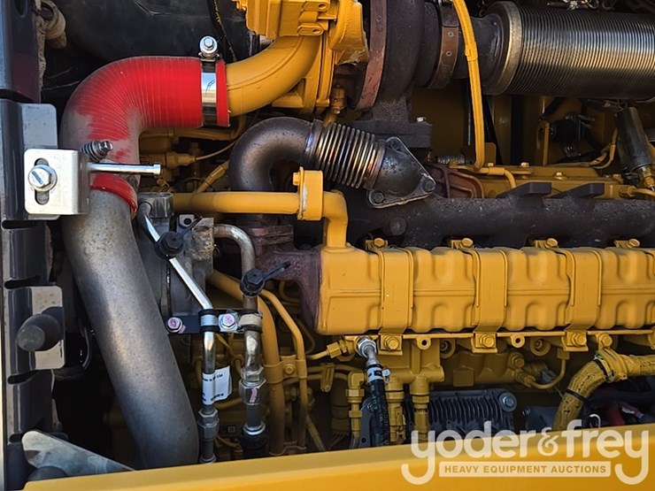 2019-deere-524l-image-48