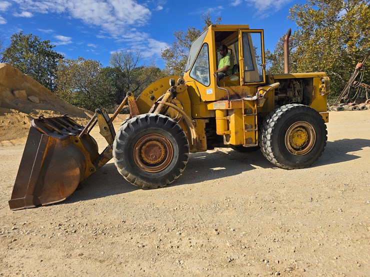 caterpillar-966b-image-7