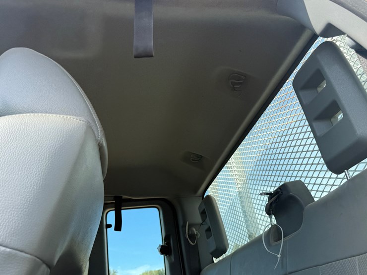 2015-ford-f650-image-30