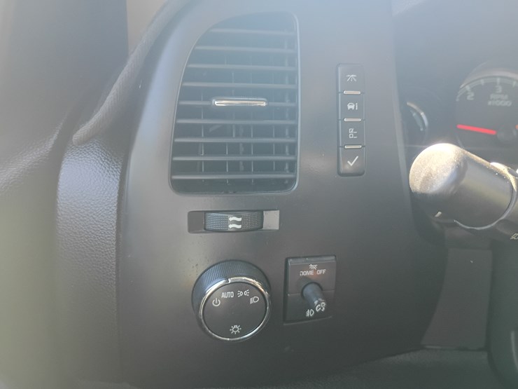 2010-chevrolet-silverado-1500-image-50