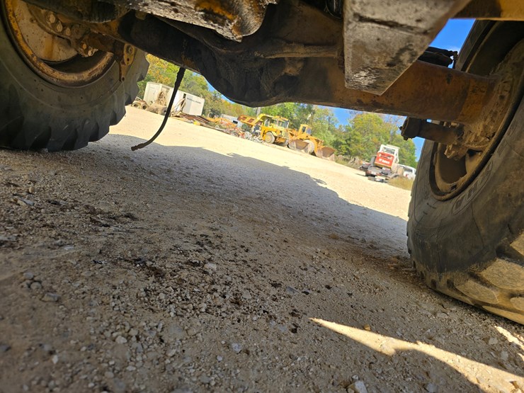 caterpillar-966b-image-64