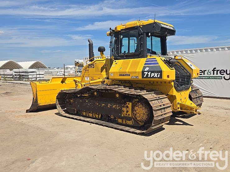 2022-komatsu-d71pxi-24-image-3