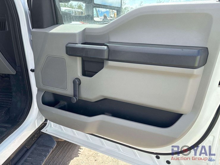 2019-ford-f450-image-23