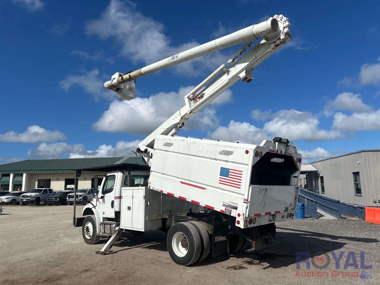 2015-freightliner-m2-106-altec-insulated-forestry-bucket-truck-image-5