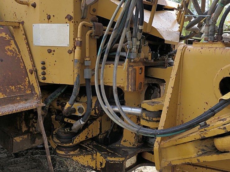 1994-caterpillar-d400d-image-10