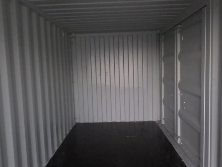 shipping-container-20'l-x-8'6"h-image-11