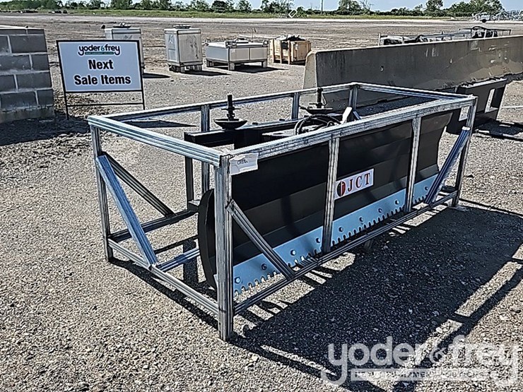 unused-jct-84"-snow/-dozer-blade-to-suit-skidsteer-image-7