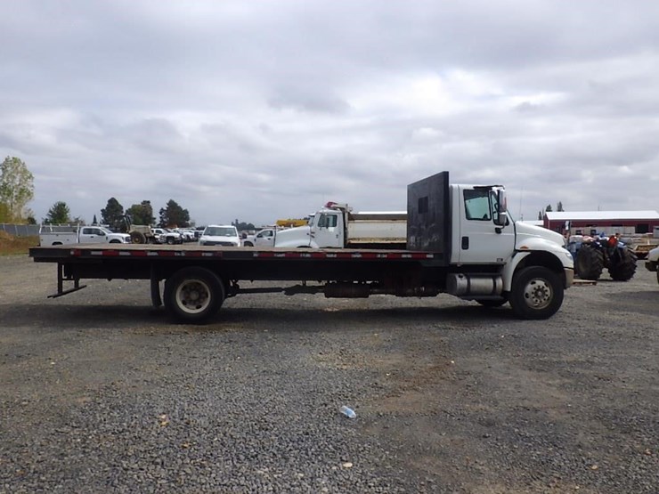 2015-international-durastar-4300-image-3