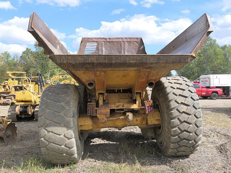 1994-caterpillar-d400d-image-3