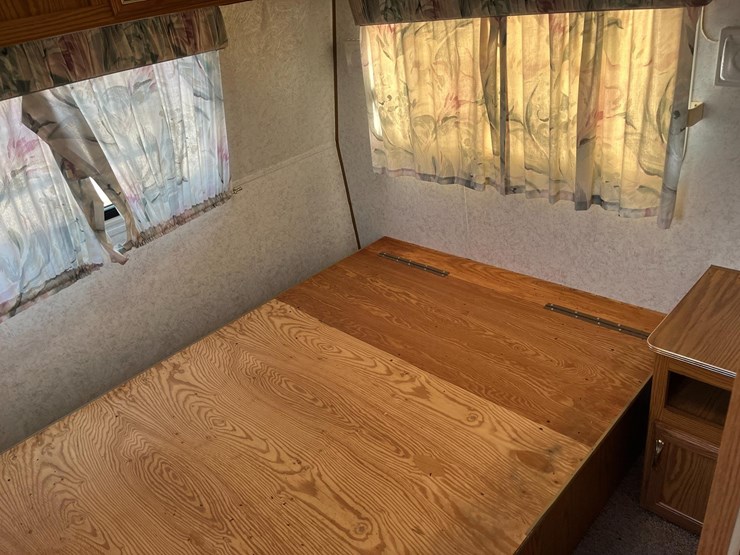 jayco-eagle-camper-image-13