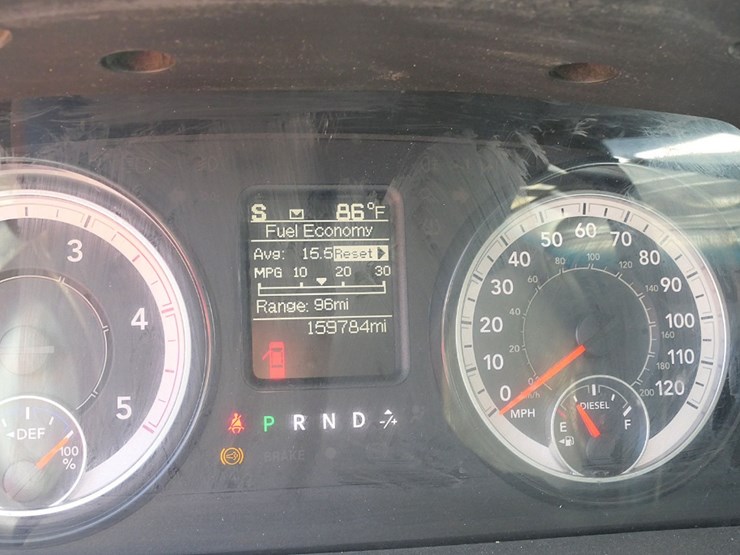 2017-dodge-ram-3500-image-2