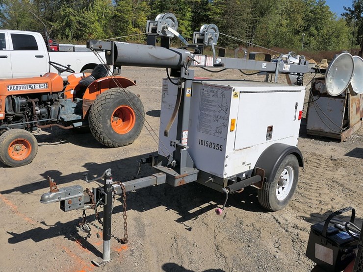 magnum-3060-light-plant,-sn:1304650,-diesel,-4-light,-6kw/-240v-image-1