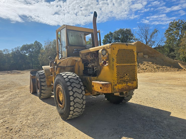 caterpillar-966b-image-15