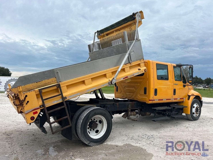 2013-international-durastar-4300-image-3