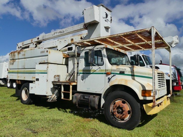 2000-international-4700-image-2