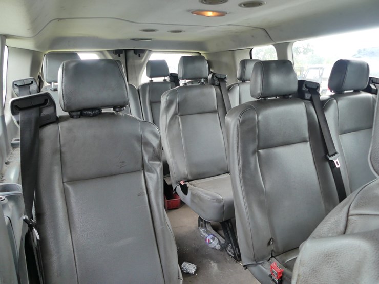 2016-ford-transit-image-6