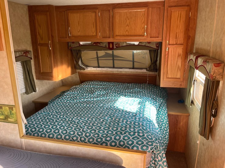 2006-jayco-jay-flight-camper-image-4