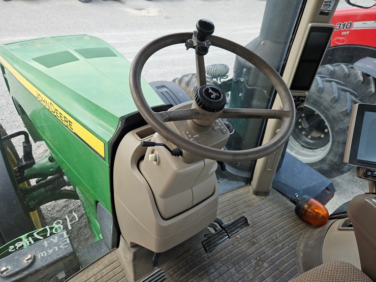 2014-john-deere-8345r-image-8