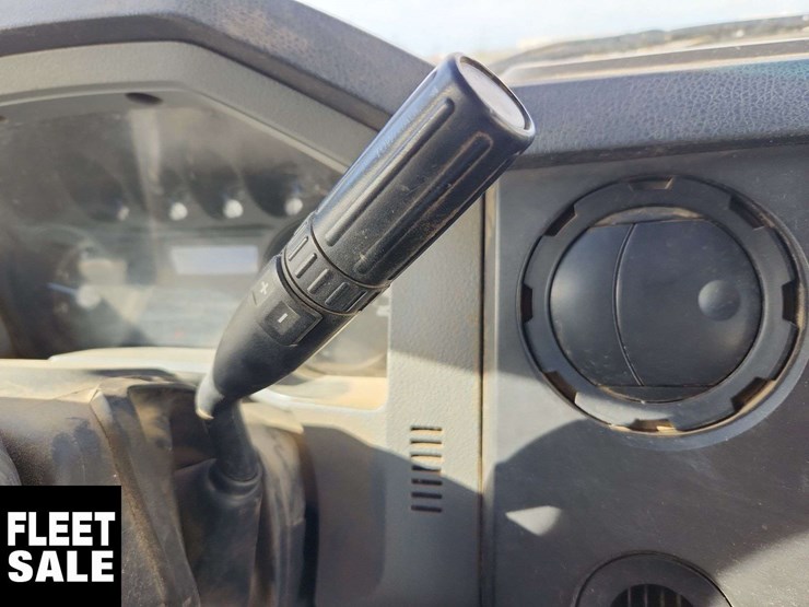 2016-ford-f550-image-16