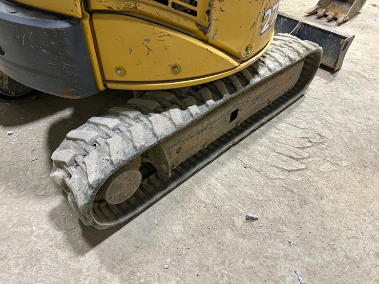 deere-27d-image-20